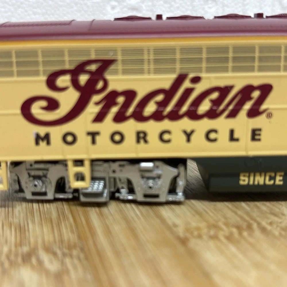 Hawthorne Village Indian Motorcycle Express Diesel Locomotive Train Car HO NEW